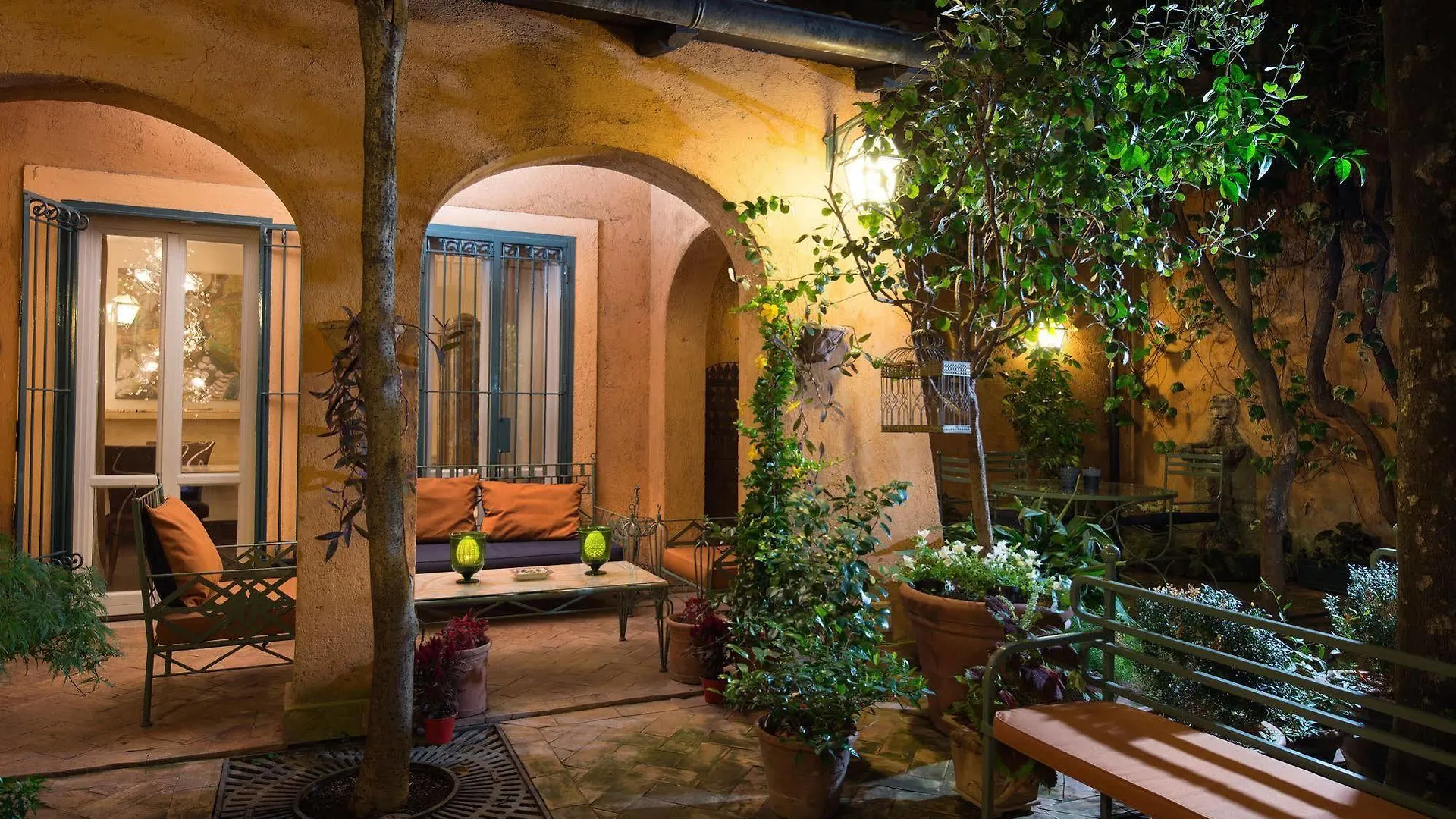 Buonanotte Garibaldi Bed & Breakfast Rome Italy